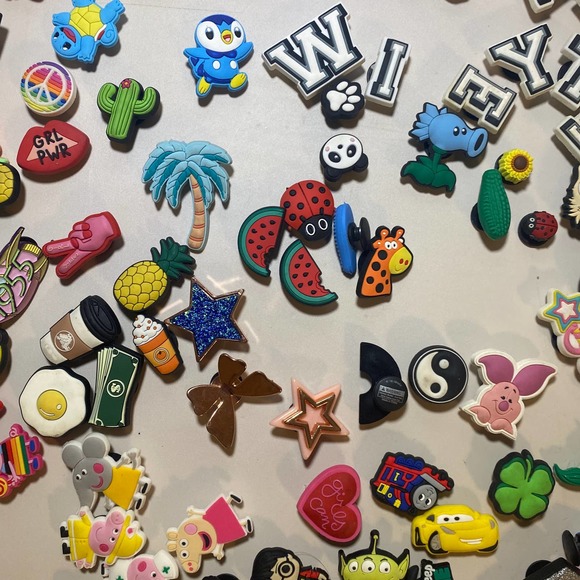 Crocs Shoe Charm Jibbitz Lot 5 for $10 - Picture 8 of 9